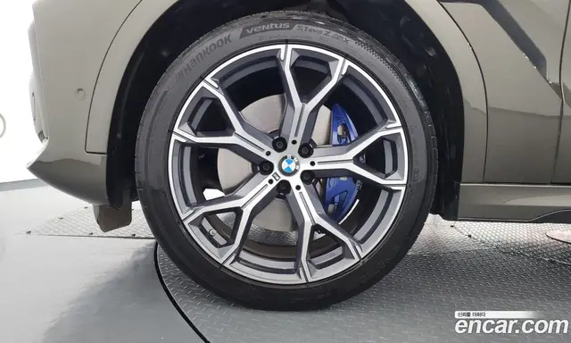 BMW X6 2021 3.0 автомат (гидро), миниатюра 5