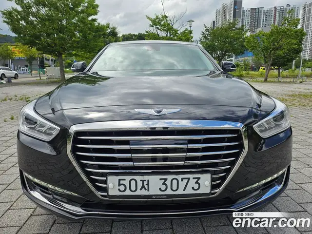 Genesis EQ900, 2018, 312 345 км