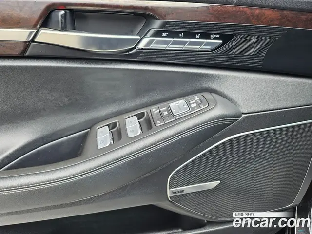 Genesis EQ900 2018 3.8 автомат (гидро), миниатюра 12