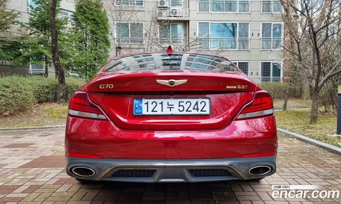 Genesis G70 2019 2.0 автомат (гидро), фото 16 Genesis G70 2019 2.0 автомат (гидро), фото 16