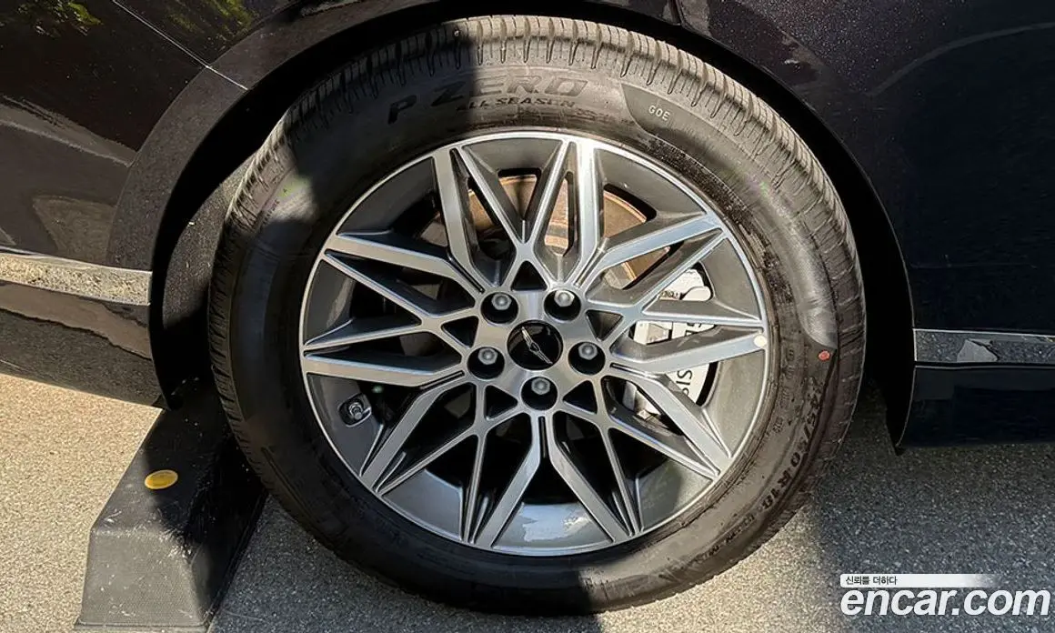 Genesis G80 2025 2.5 автомат (гидро), фото 19 Genesis G80 2025 2.5 автомат (гидро), фото 19