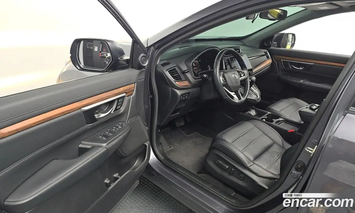Honda CR-V 2019 1.5 автомат (гидро), фото 11