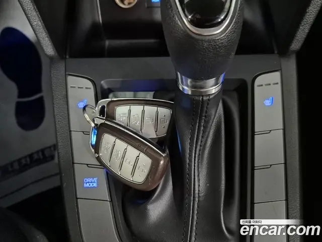 Hyundai Avante 2019 1.6 автомат (гидро), миниатюра 12