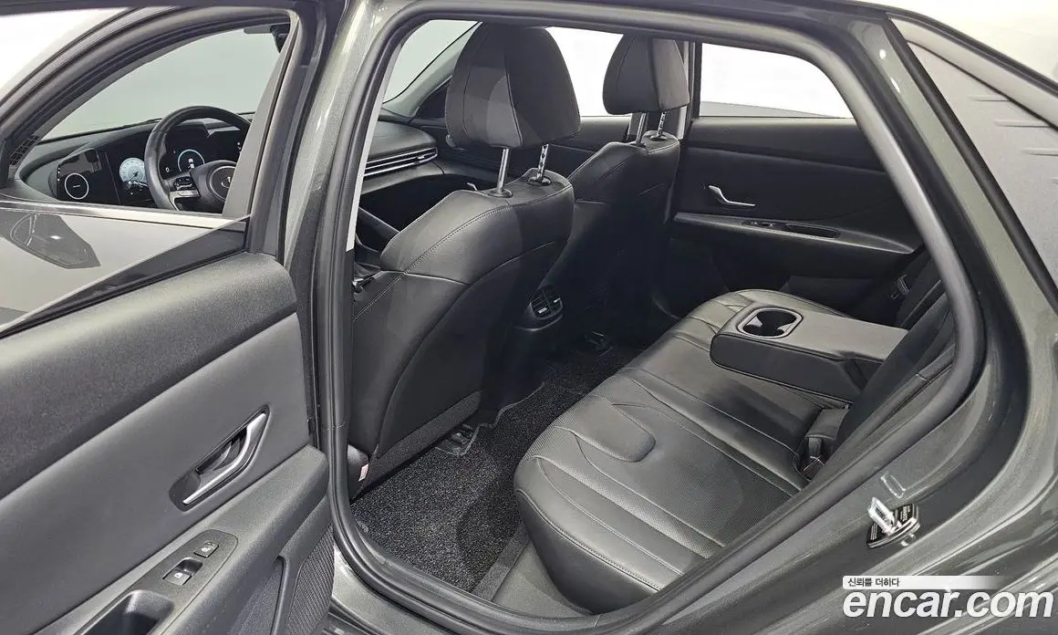 Hyundai Avante 2022 1.6 автомат (гидро), фото 18