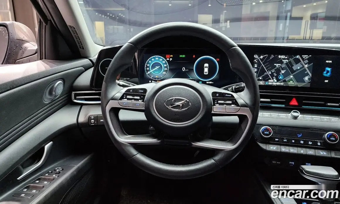 Hyundai Avante 2022 1.6 автомат (гидро), фото 13