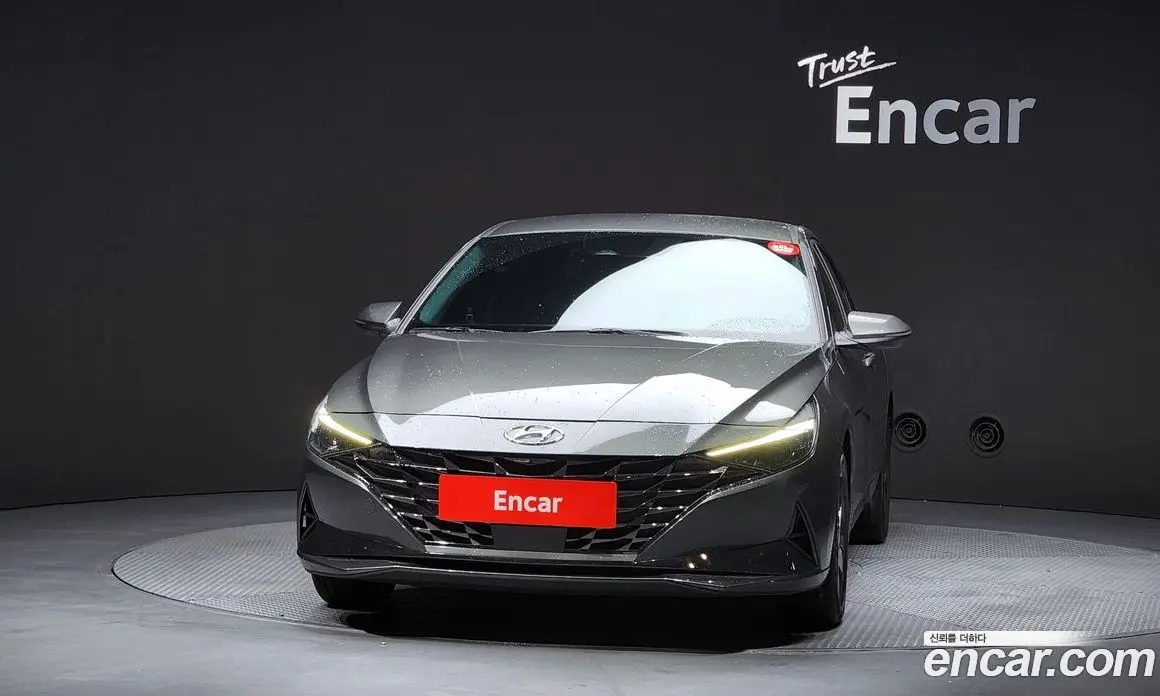 Hyundai Avante 2022 1.6 автомат (гидро), фото 3