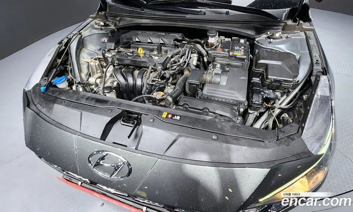 Hyundai Avante 2022 1.6 автомат (гидро), фото 6
