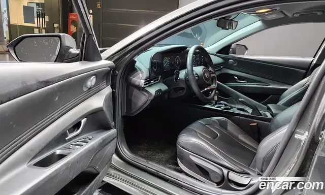 Hyundai Avante 2022 1.6 автомат (гидро), миниатюра 10
