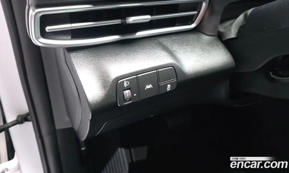 Hyundai Avante 2023 1.6 автомат (гидро), фото 14