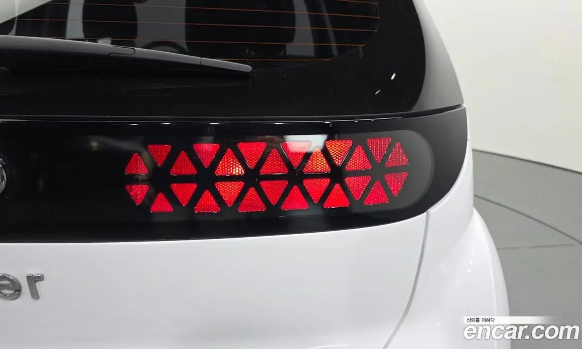 Hyundai Casper 2022 1.0 автомат (гидро), фото 9