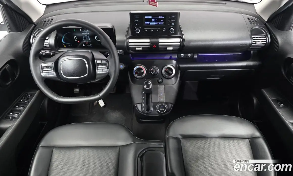 Hyundai Casper 2022 1.0 автомат (гидро), фото 10