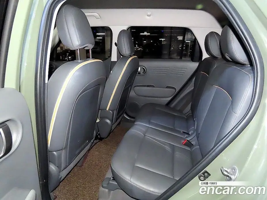Hyundai Casper 2023 1.0 автомат (гидро), фото 11