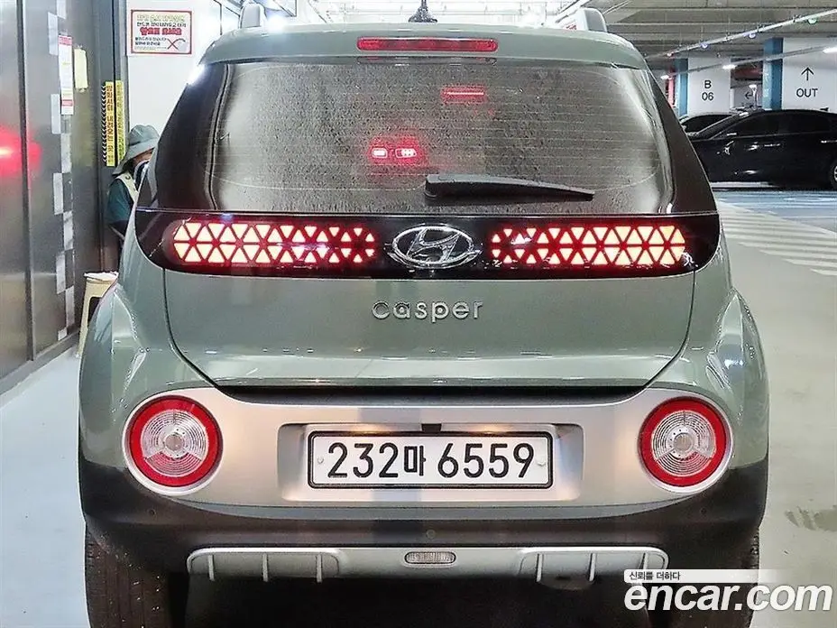 Hyundai Casper 2023 1.0 автомат (гидро), фото 3