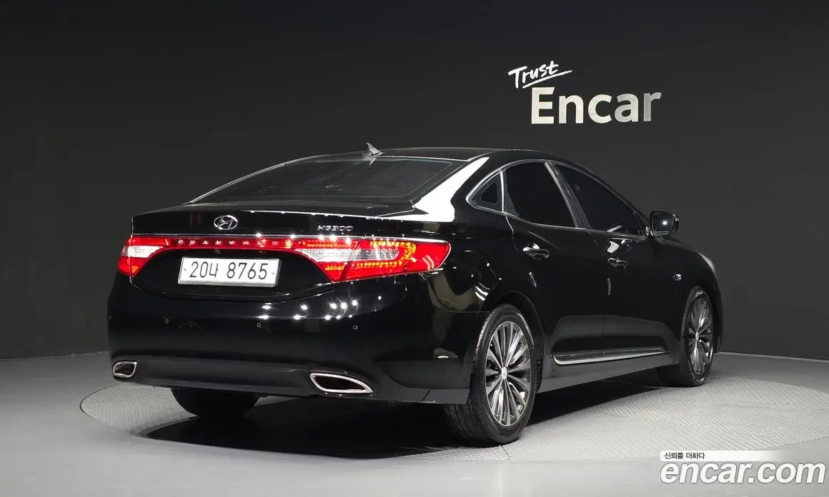 Hyundai Grandeur 2013 3.0 автомат (гидро), фото 2 Hyundai Grandeur 2013 3.0 автомат (гидро), фото 2