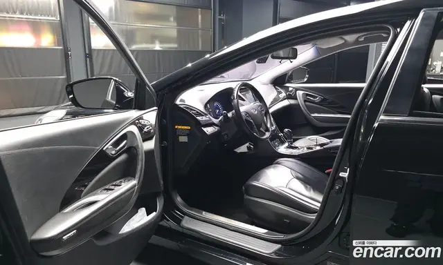 Hyundai Grandeur 2013 3.0 автомат (гидро), миниатюра 10 Hyundai Grandeur 2013 3.0 автомат (гидро), миниатюра 10