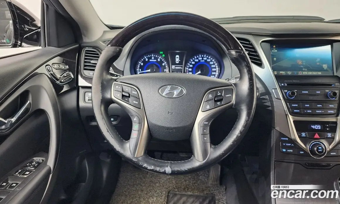Hyundai Grandeur 2014 3.0 автомат (гидро), фото 13