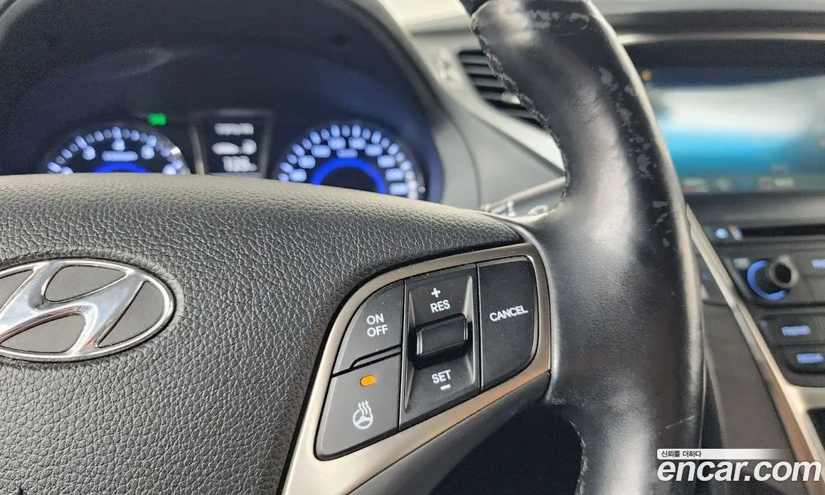 Hyundai Grandeur 2014 3.0 автомат (гидро), фото 15