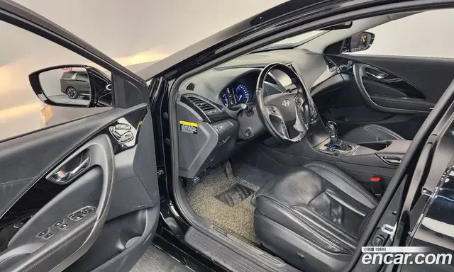Hyundai Grandeur 2014 3.0 автомат (гидро), миниатюра 10