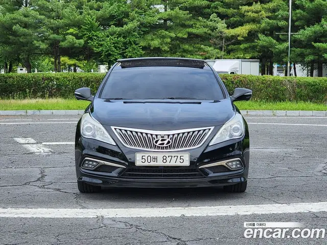 Hyundai Grandeur 2014 3.0 автомат (гидро), миниатюра 2