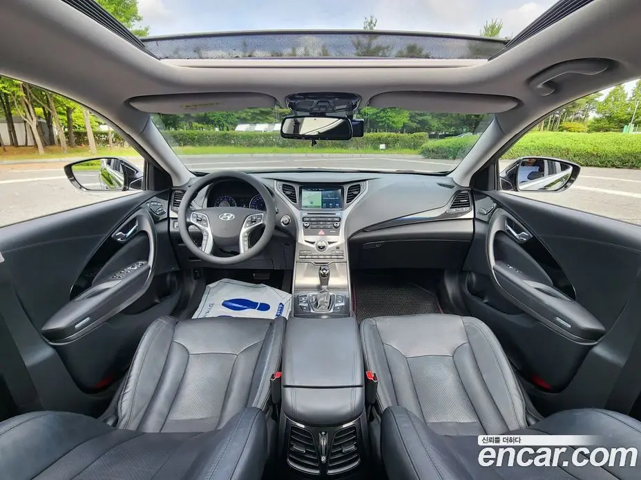 Hyundai Grandeur 2014 3.0 автомат (гидро), фото 16