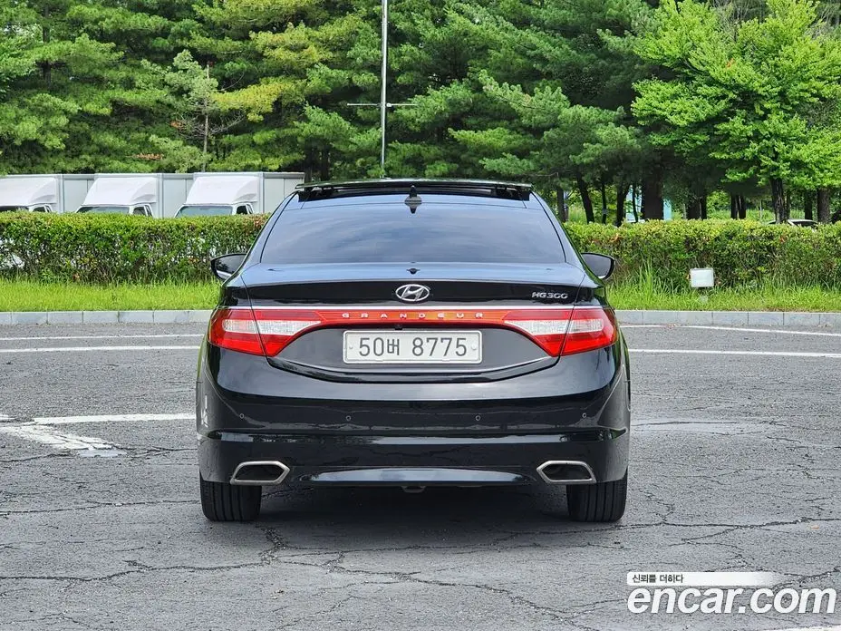 Hyundai Grandeur 2014 3.0 автомат (гидро), фото 3