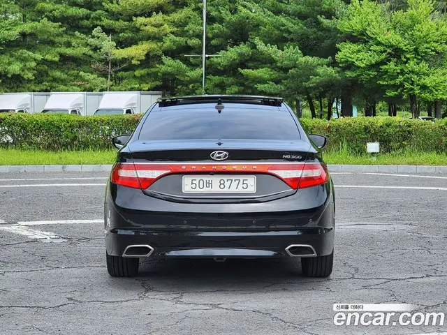 Hyundai Grandeur 2014 3.0 автомат (гидро), миниатюра 3