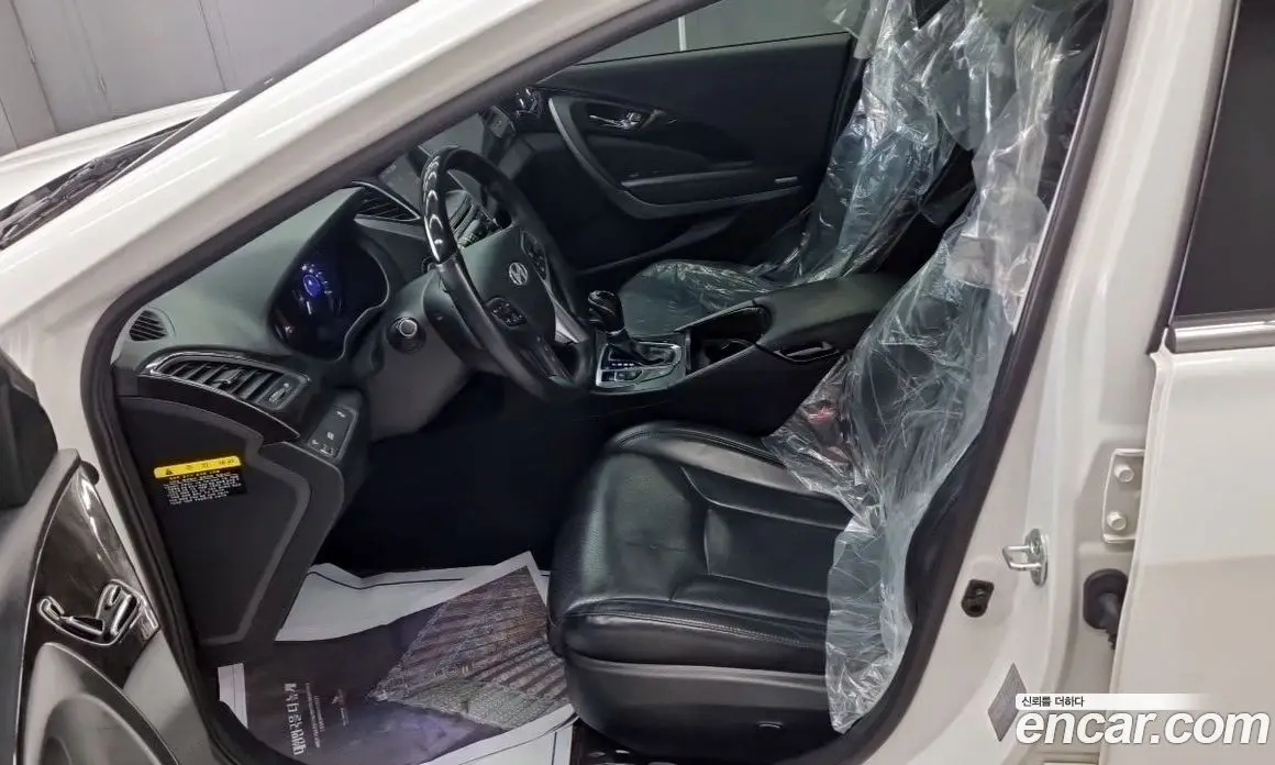 Hyundai Grandeur 2015 2.4 автомат (гидро), фото 10 Hyundai Grandeur 2015 2.4 автомат (гидро), фото 10