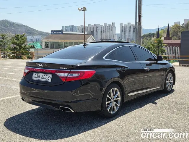Hyundai Grandeur 2015 3.0 автомат (гидро), миниатюра 4 Hyundai Grandeur 2015 3.0 автомат (гидро), миниатюра 4