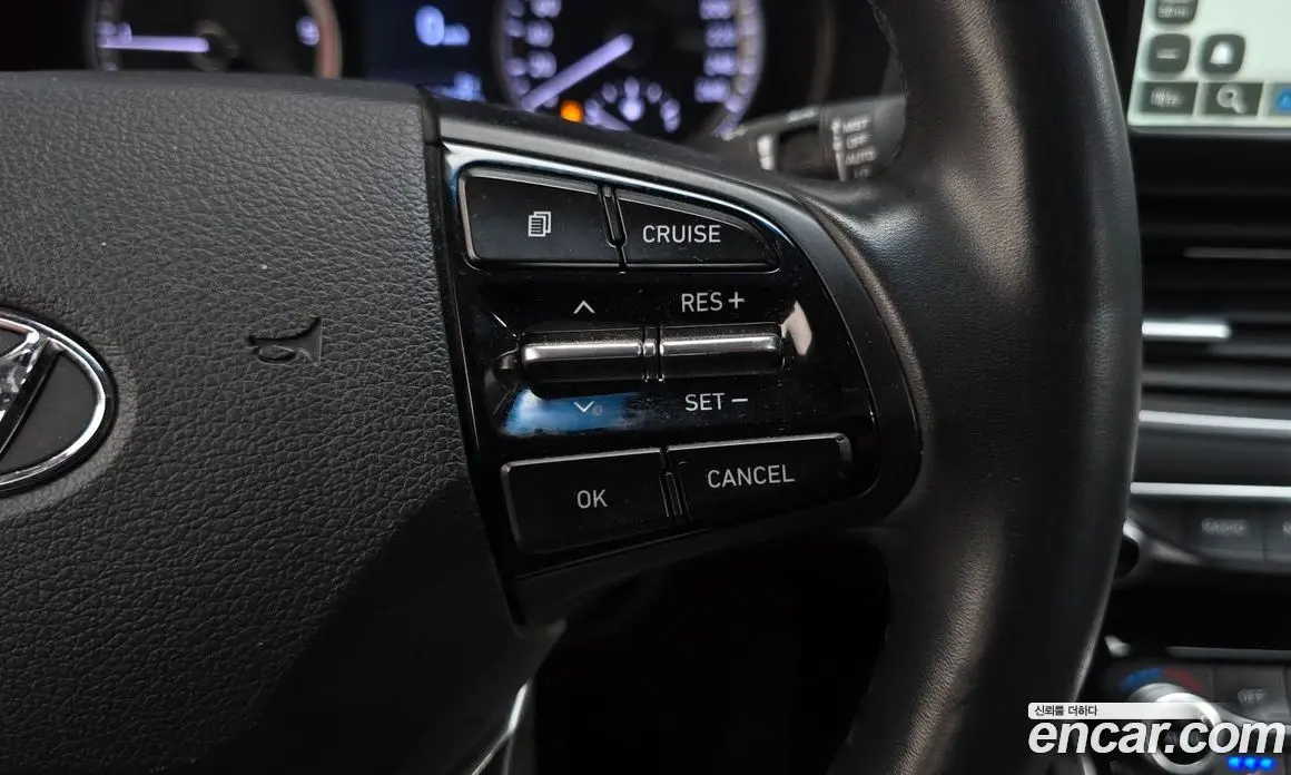 Hyundai Grandeur 2016 2.2 автомат (гидро), фото 16 Hyundai Grandeur 2016 2.2 автомат (гидро), фото 16