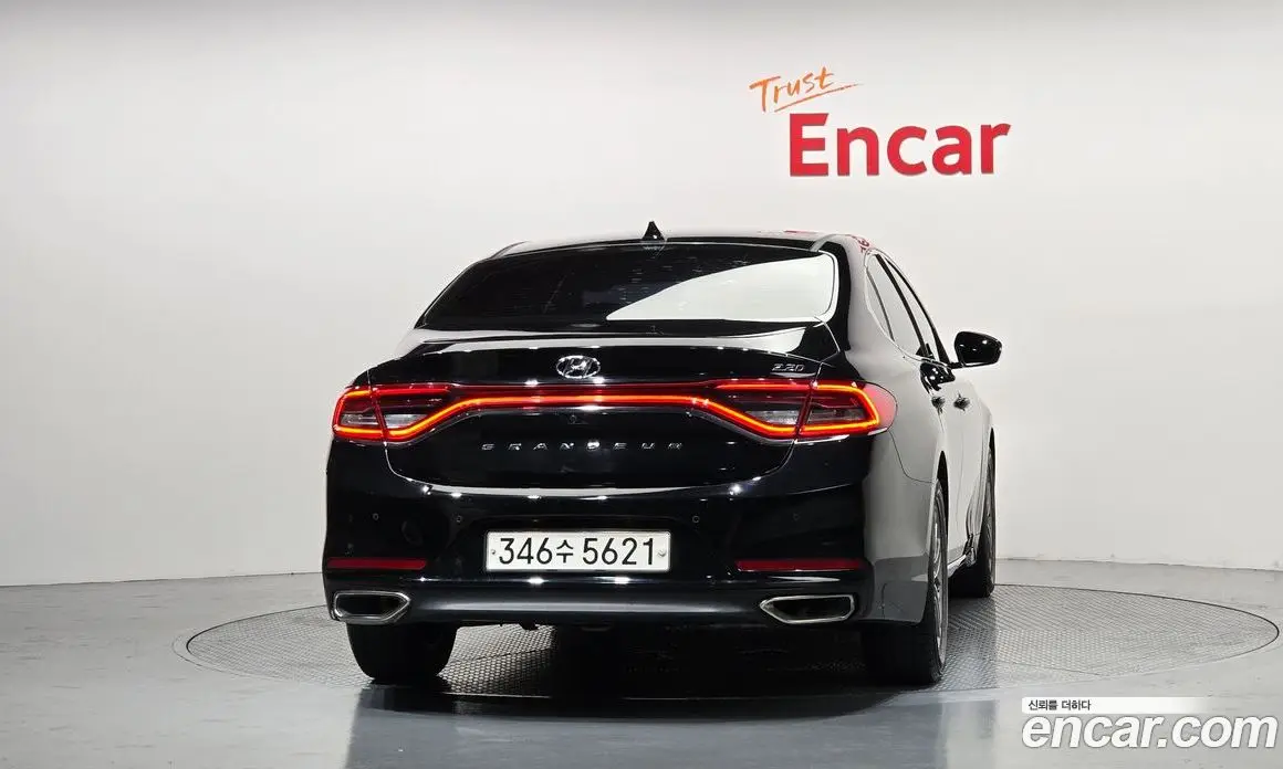 Hyundai Grandeur 2016 2.2 автомат (гидро), фото 4 Hyundai Grandeur 2016 2.2 автомат (гидро), фото 4