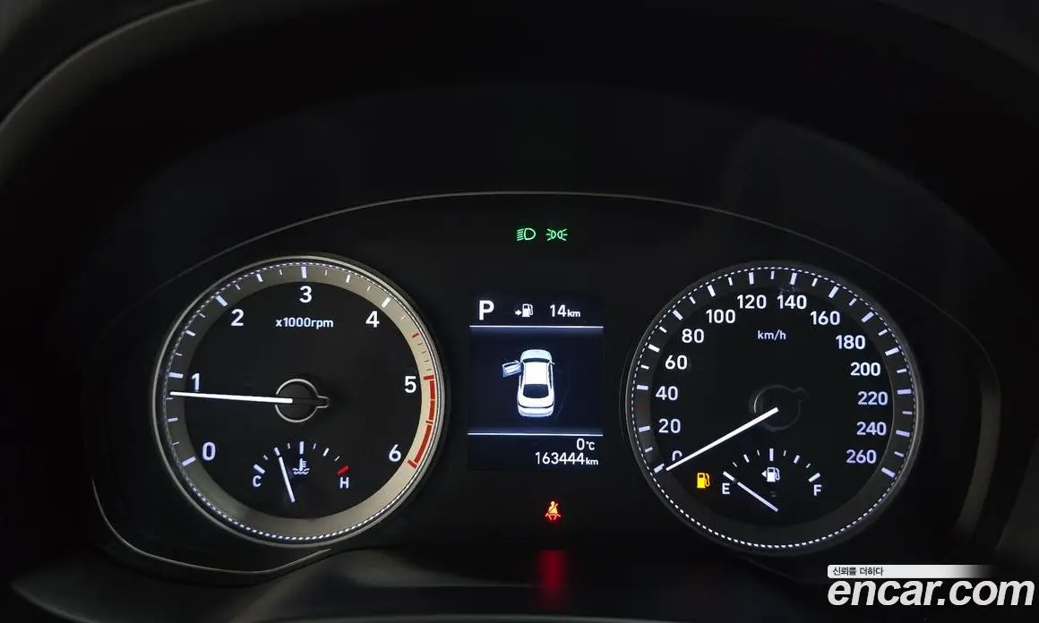 Hyundai Grandeur 2016 2.2 автомат (гидро), фото 8 Hyundai Grandeur 2016 2.2 автомат (гидро), фото 8