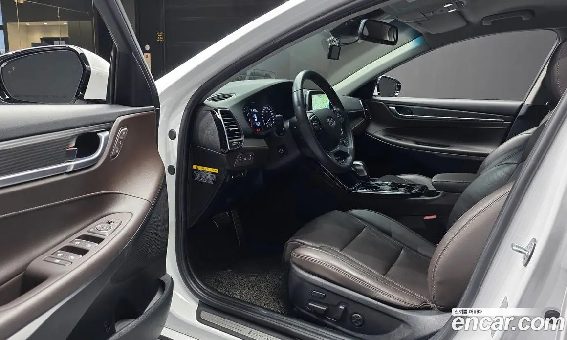 Hyundai Grandeur 2017 2.4 автомат (гидро), фото 13