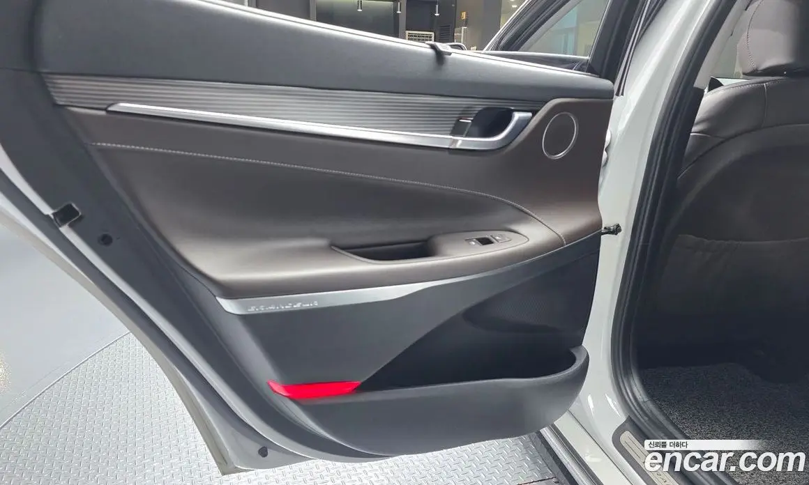 Hyundai Grandeur 2017 2.4 автомат (гидро), фото 15