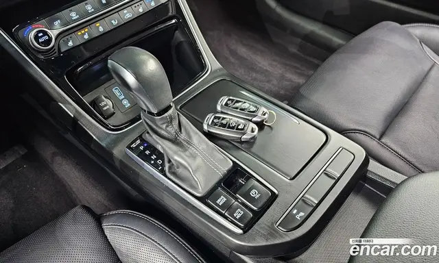 Hyundai Grandeur 2017 2.4 автомат (гидро), миниатюра 9