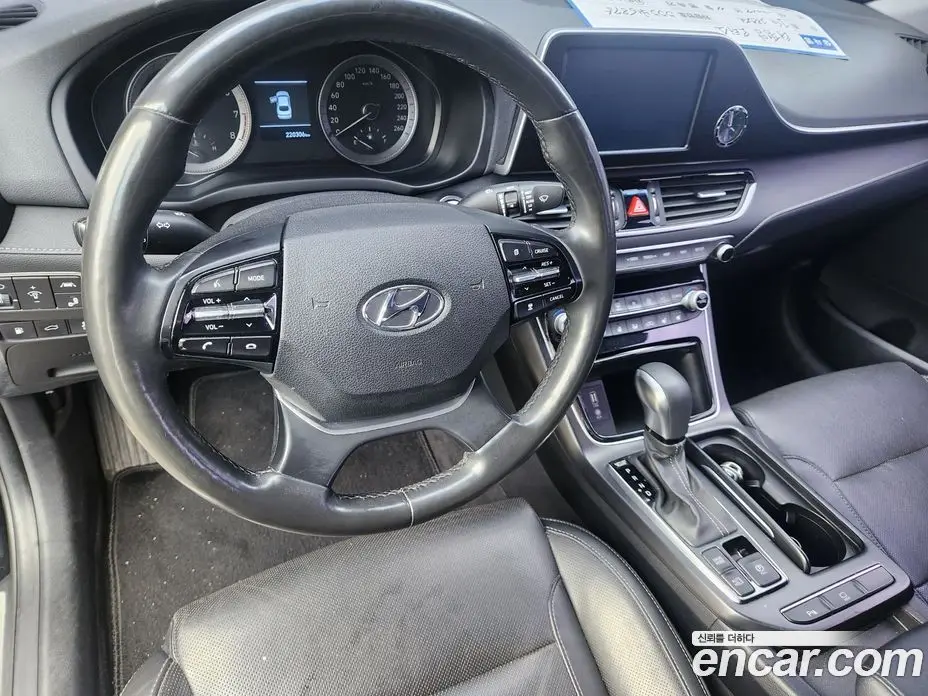 Hyundai Grandeur 2017 2.4 автомат (гидро), фото 11