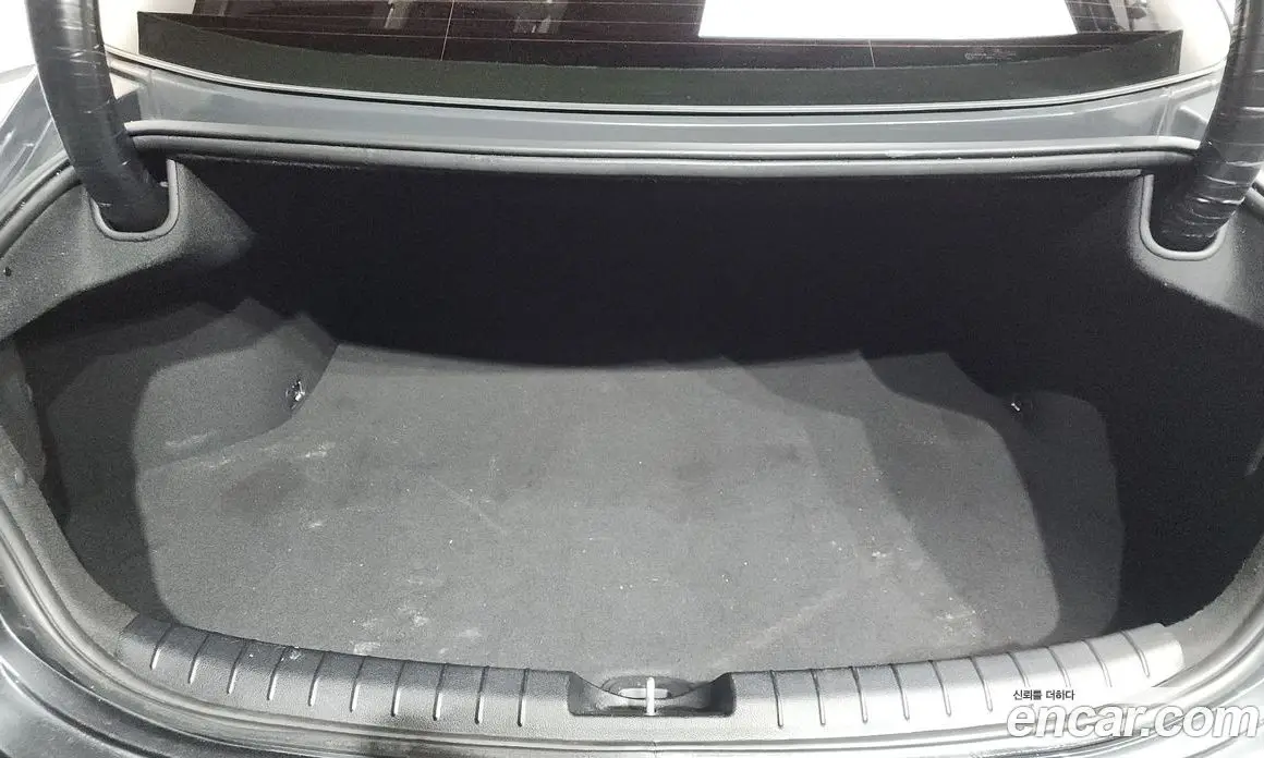 Hyundai Grandeur 2019 2.4 автомат (гидро), фото 17 Hyundai Grandeur 2019 2.4 автомат (гидро), фото 17