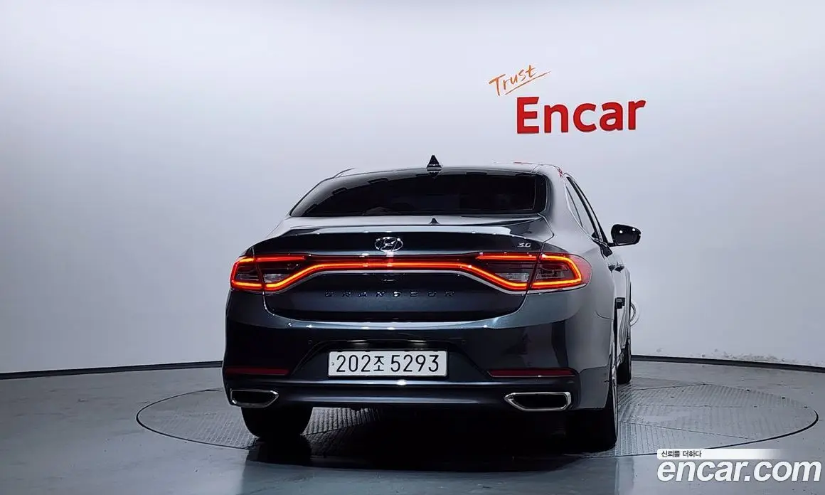 Hyundai Grandeur 2019 2.4 автомат (гидро), фото 4 Hyundai Grandeur 2019 2.4 автомат (гидро), фото 4