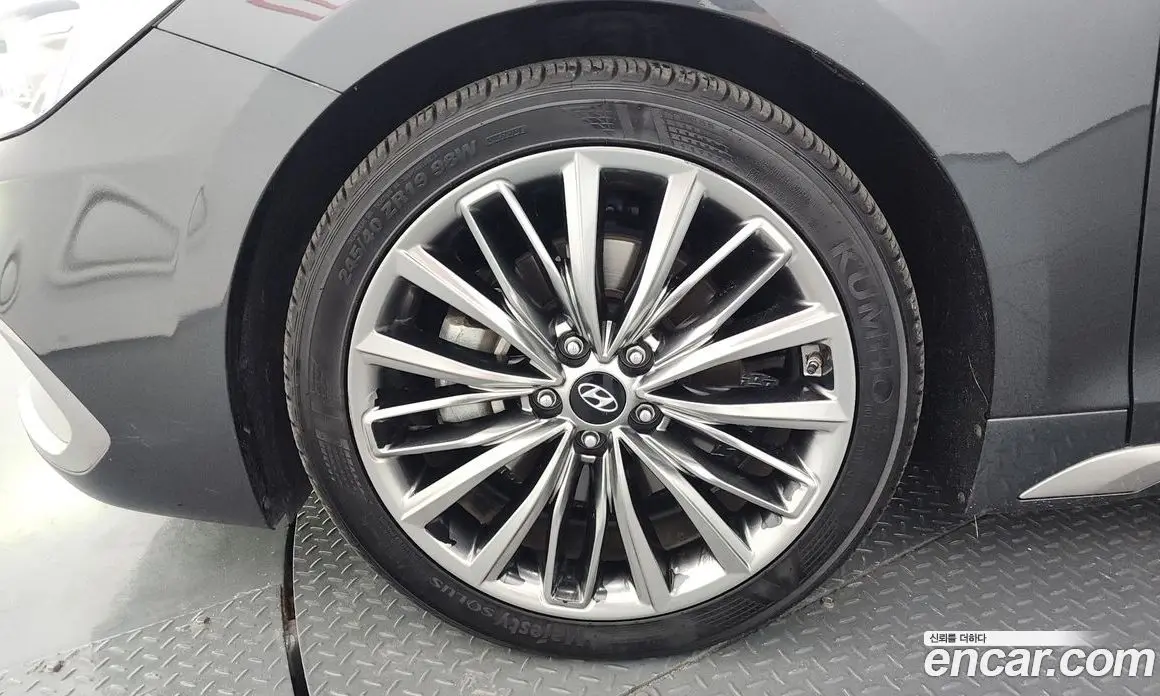 Hyundai Grandeur 2019 2.4 автомат (гидро), фото 5 Hyundai Grandeur 2019 2.4 автомат (гидро), фото 5