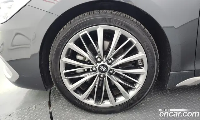 Hyundai Grandeur 2019 2.4 автомат (гидро), миниатюра 5 Hyundai Grandeur 2019 2.4 автомат (гидро), миниатюра 5