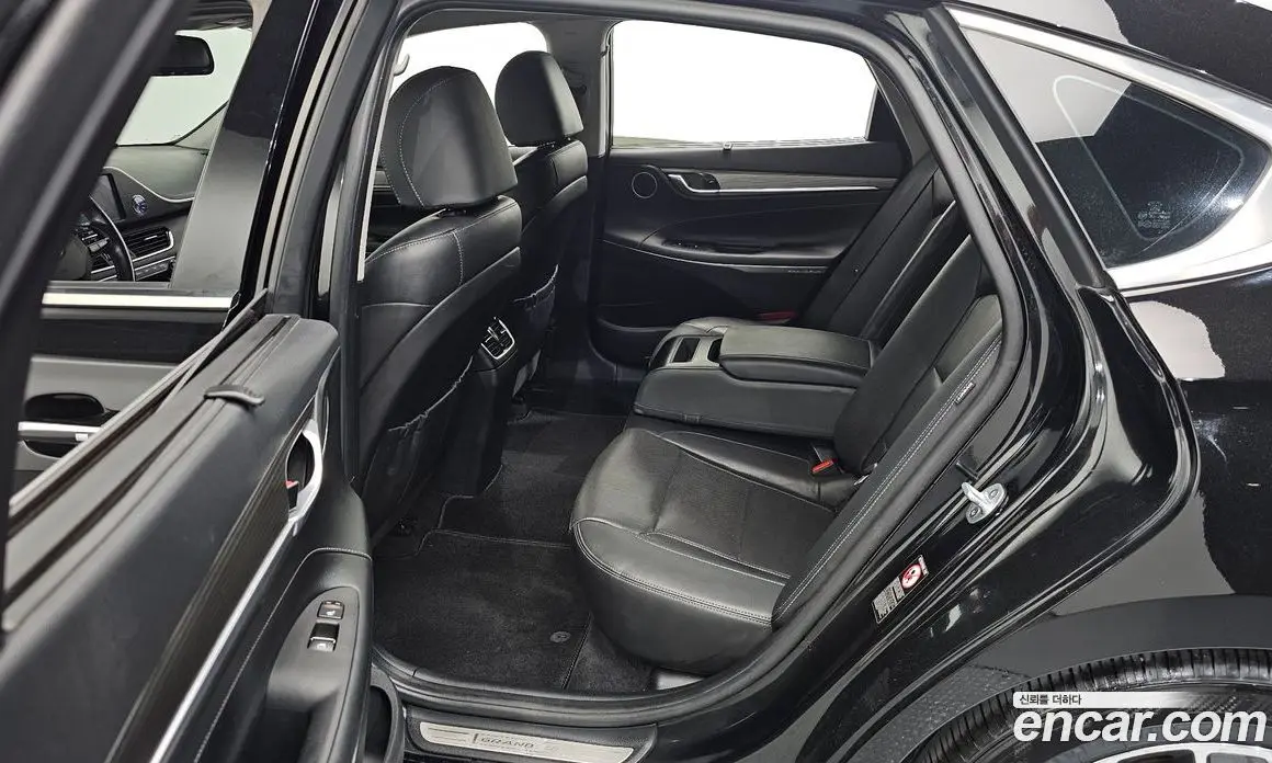 Hyundai Grandeur 2019 2.4 автомат (гидро), фото 11 Hyundai Grandeur 2019 2.4 автомат (гидро), фото 11