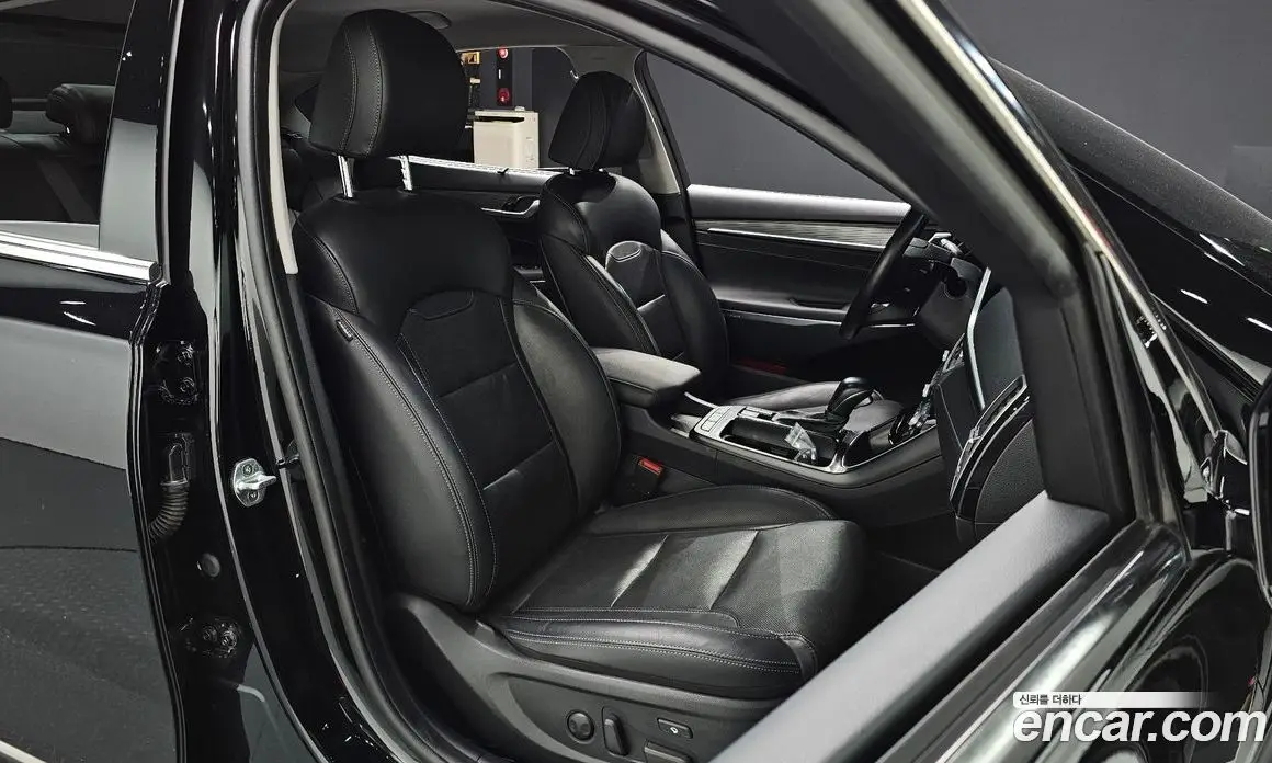 Hyundai Grandeur 2019 3.0 автомат (гидро), фото 12