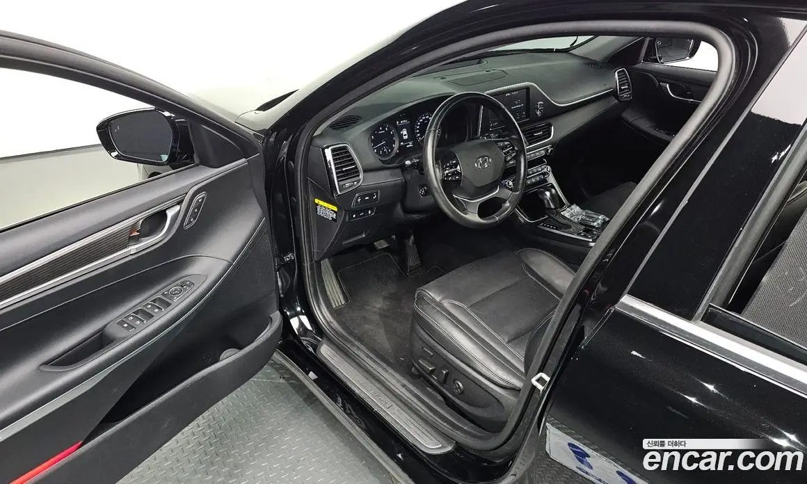 Hyundai Grandeur 2019 3.0 автомат (гидро), фото 16