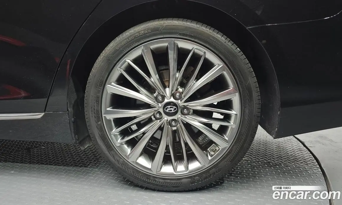 Hyundai Grandeur 2019 3.0 автомат (гидро), фото 6