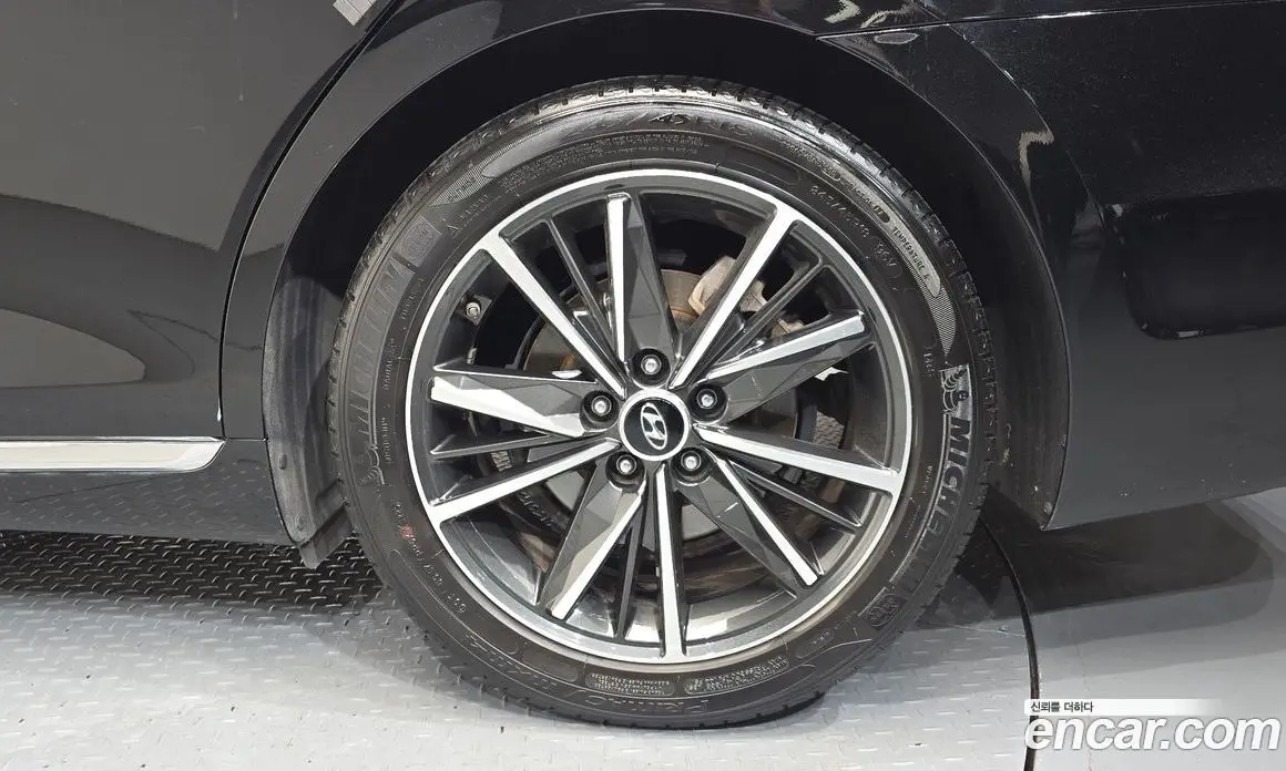 Hyundai Grandeur 2020 2.5 автомат (гидро), фото 7