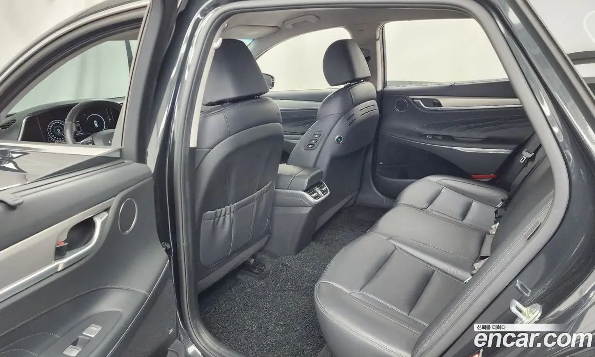 Hyundai Grandeur 2020 3.3 автомат (гидро), фото 16