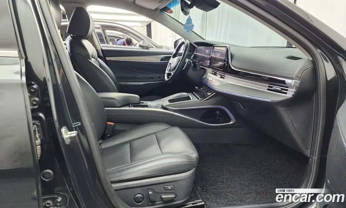 Hyundai Grandeur 2020 3.3 автомат (гидро), фото 17