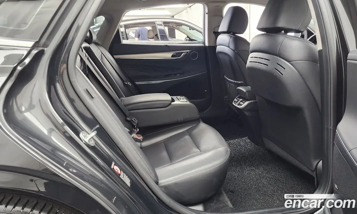 Hyundai Grandeur 2020 3.3 автомат (гидро), фото 18