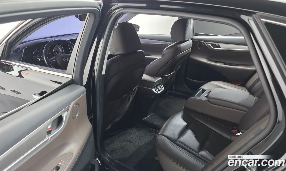 Hyundai Grandeur 2020 3.3 автомат (гидро), фото 17