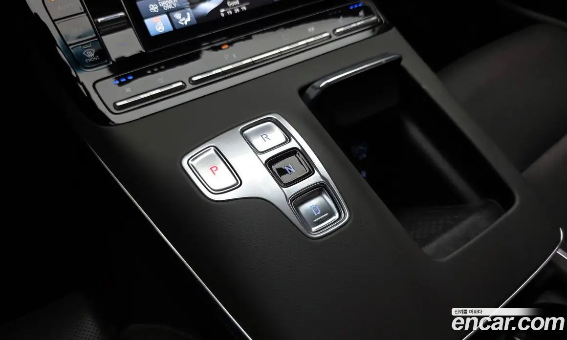 Hyundai Grandeur 2022 2.4 автомат (гидро), фото 12