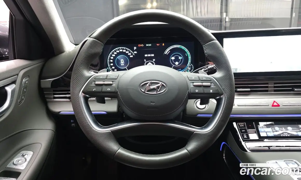 Hyundai Grandeur 2022 2.4 автомат (гидро), фото 19